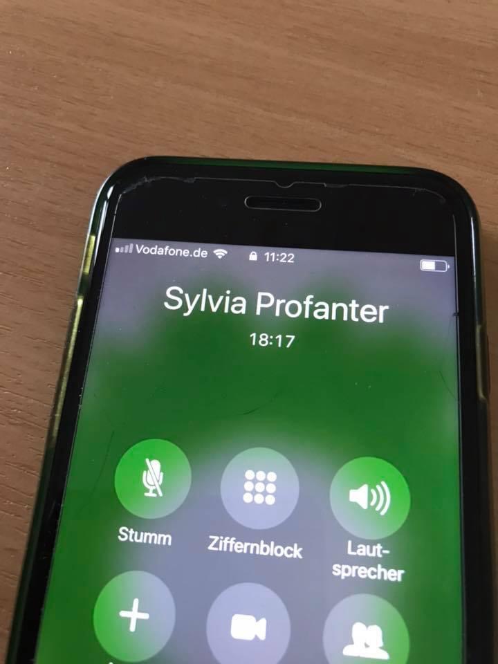 Mit Silvia Profanter, der Zeitbeauftragten aus Bozen, hatte Ann-Kathrin Tranziska einen „Ortstermin“ zur Zeitpolitik am Telefon. 